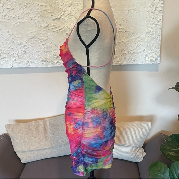 Superdown Women's Sonora Cross Back Mini Dress Colorful Open Back Sz S - Picture 5 of 9